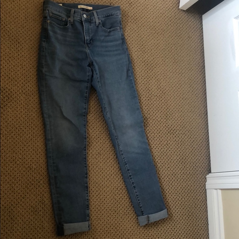 Levi jeans